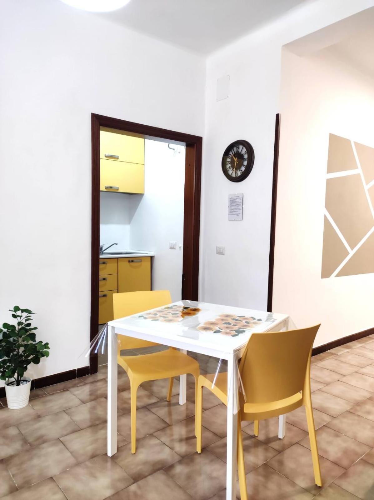 111 Guest House Bari Esterno foto